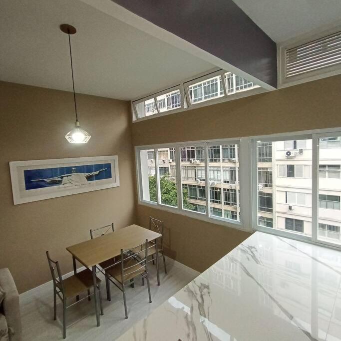Apartamento Ponto De Copacabana Excelente Amplo Arejado E Iluminado Río de Janeiro